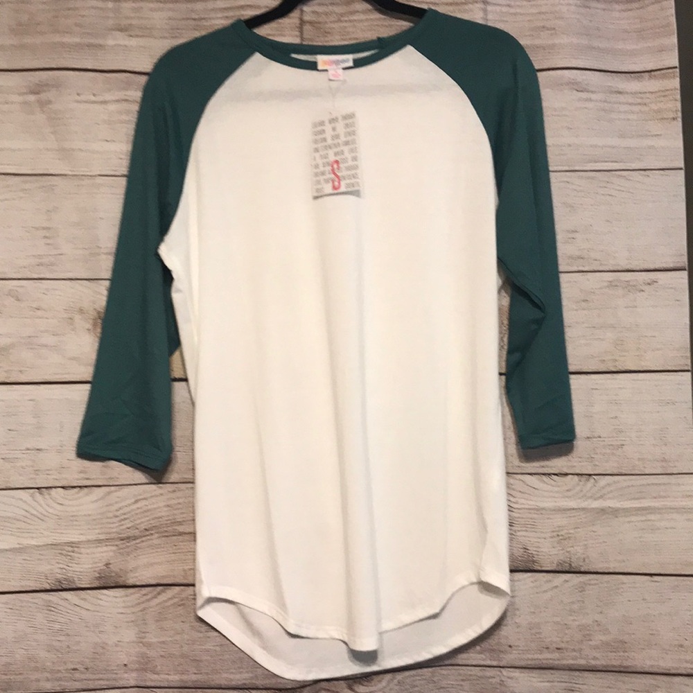 NWT lulaRoe Randy shirt